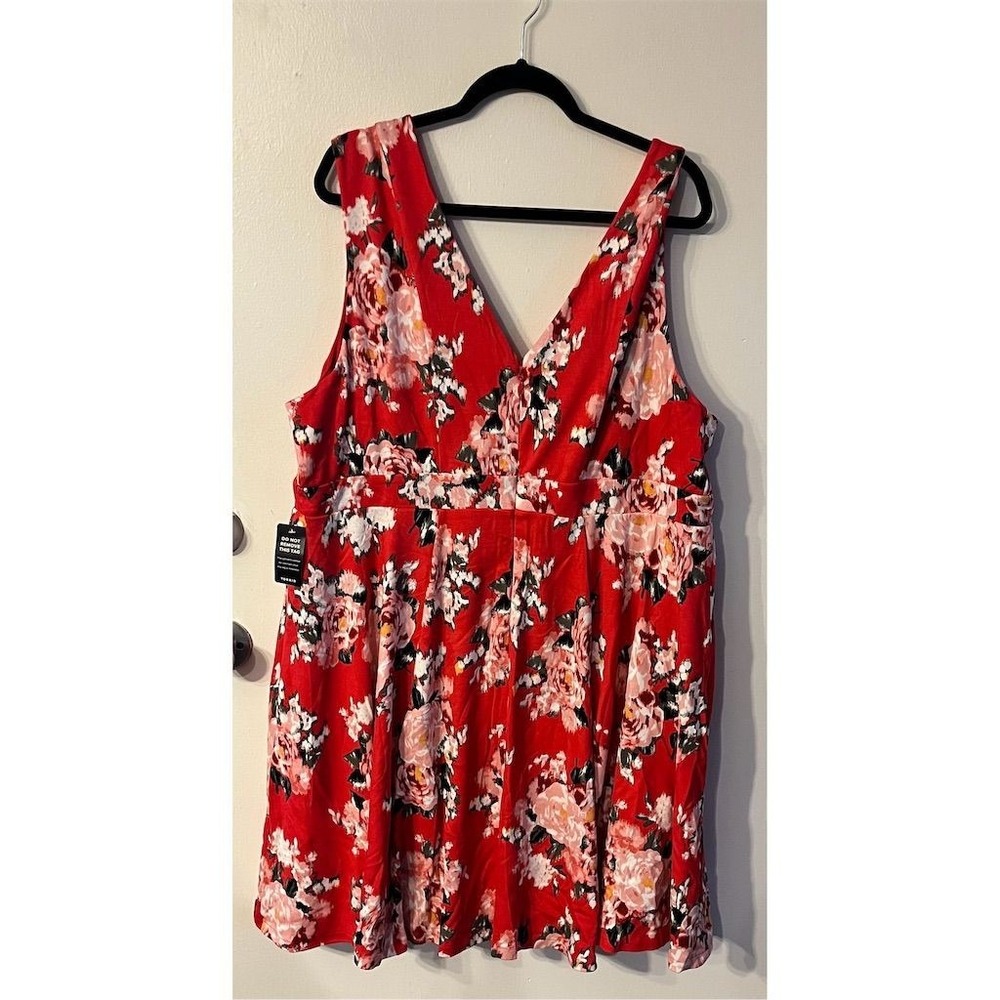 Torrid Plus Size Red‎ Floral Contouring Fit & Flare Ponte Dress 24 NWT - Picture 5 of 11